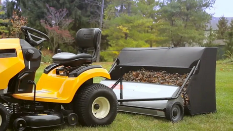 Lawn Sweeper Vs Bagger for Leaves